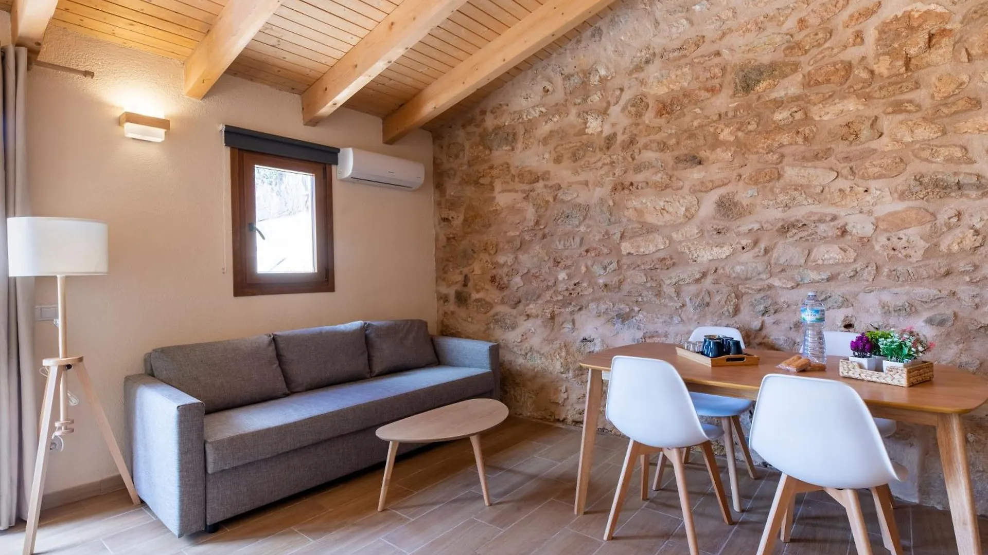 בית חווה סנטני Finca Agroturismo Es Pujol ספרד